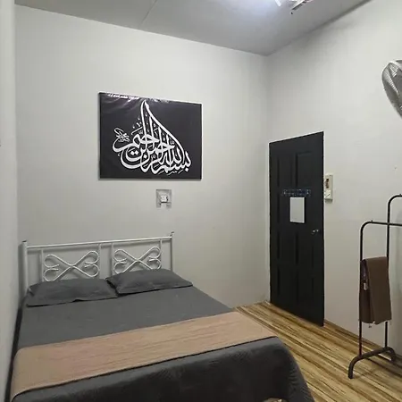 Cfd Homestay In Dungun Exterior photo